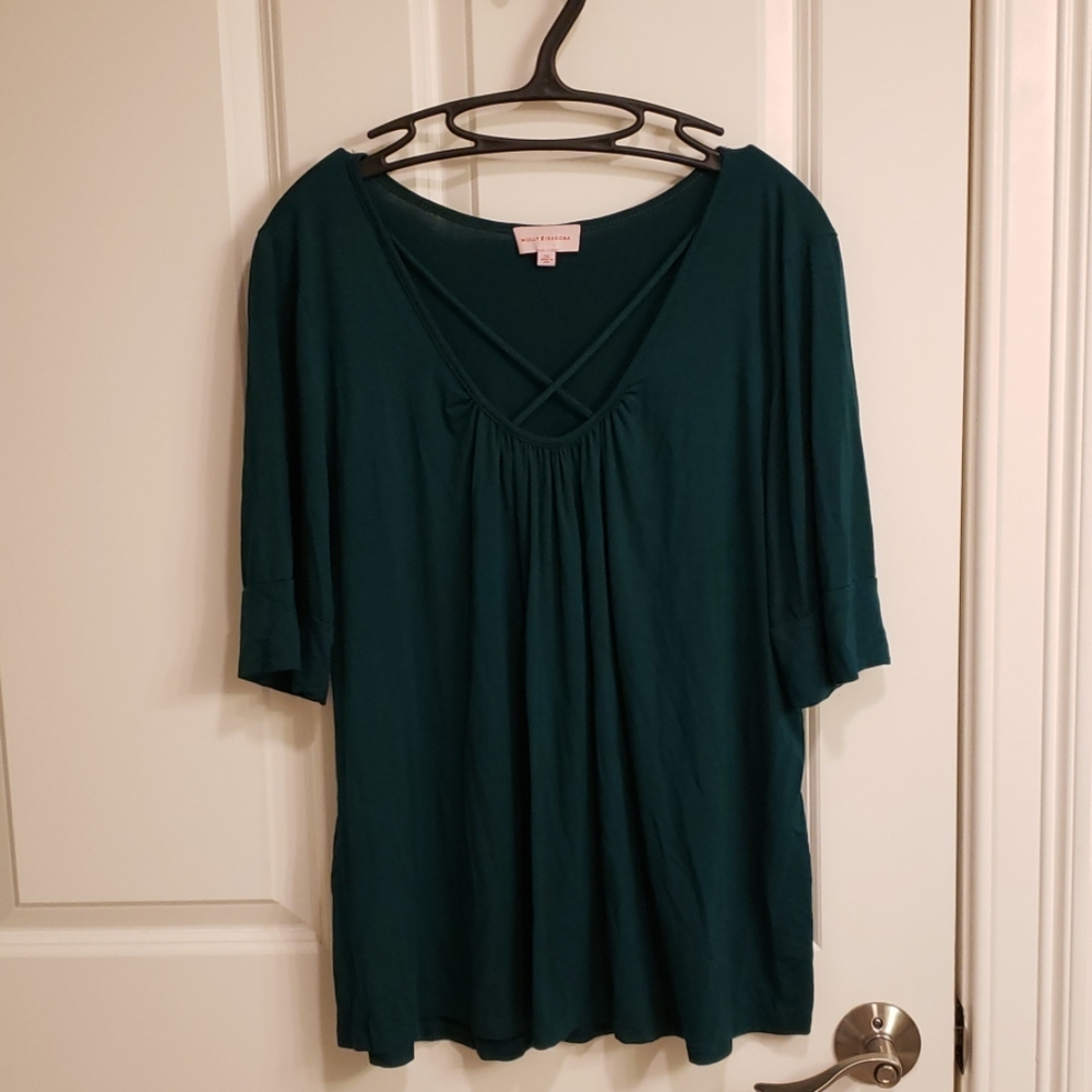Crisscross front top